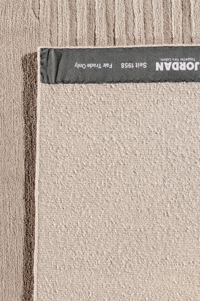 Design Rug Lev